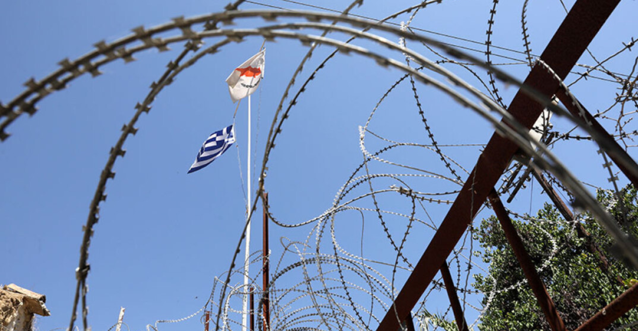 &Rho;ώ&sigma;&omicron;&sigmaf; &Pi;&rho;έ&sigma;&beta;&eta;&sigmaf;: &Mu;ό&nu;&omicron; &omicron;&iota; &kappa;ά&tau;&omicron;&iota;&kappa;&omicron;&iota; &tau;&omicron;&upsilon; &nu;&eta;&sigma;&iota;&omicron;ύ &mu;&pi;&omicron;&rho;&omicron;ύ&nu; &nu;&alpha; &lambda;ύ&sigma;&omicron;&upsilon;&nu; &tau;&omicron; &Kappa;&upsilon;&pi;&rho;&iota;&alpha;&kappa;ό