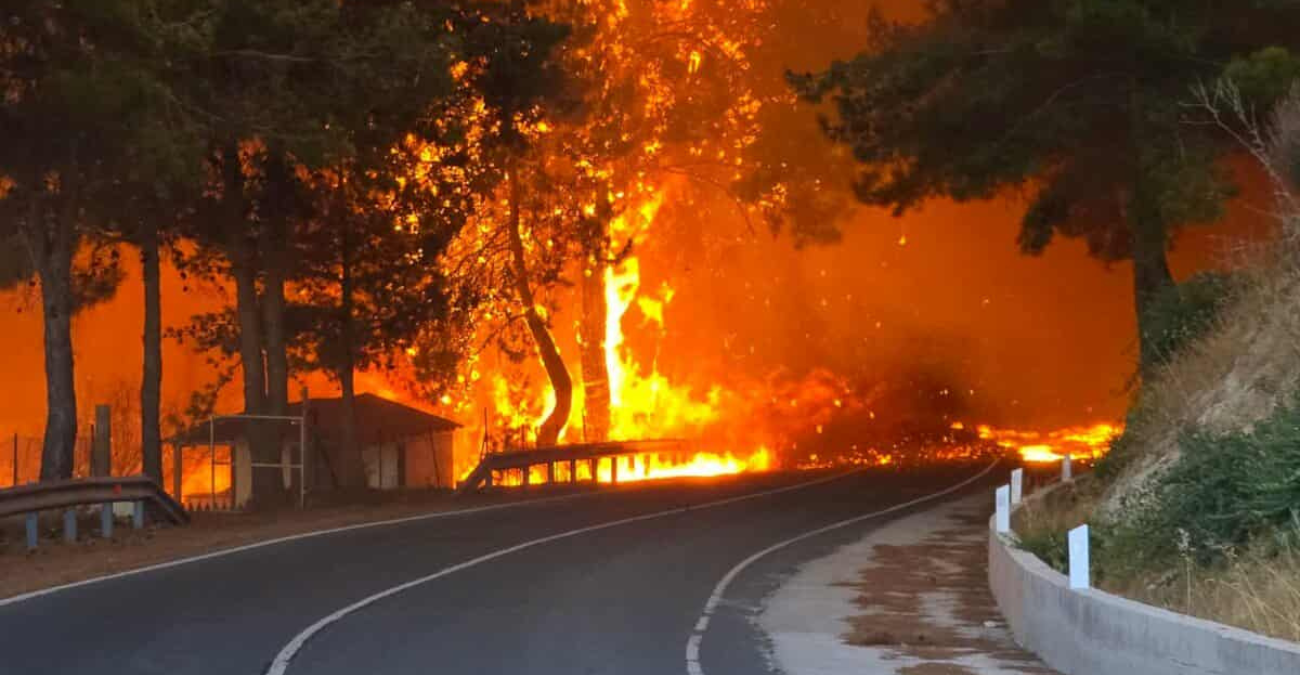 Εντοπίστηκε και δεύτερη απανθρακωμένη σορός Εντοπίστηκε και δεύτερη απανθρακωμένη σορός
