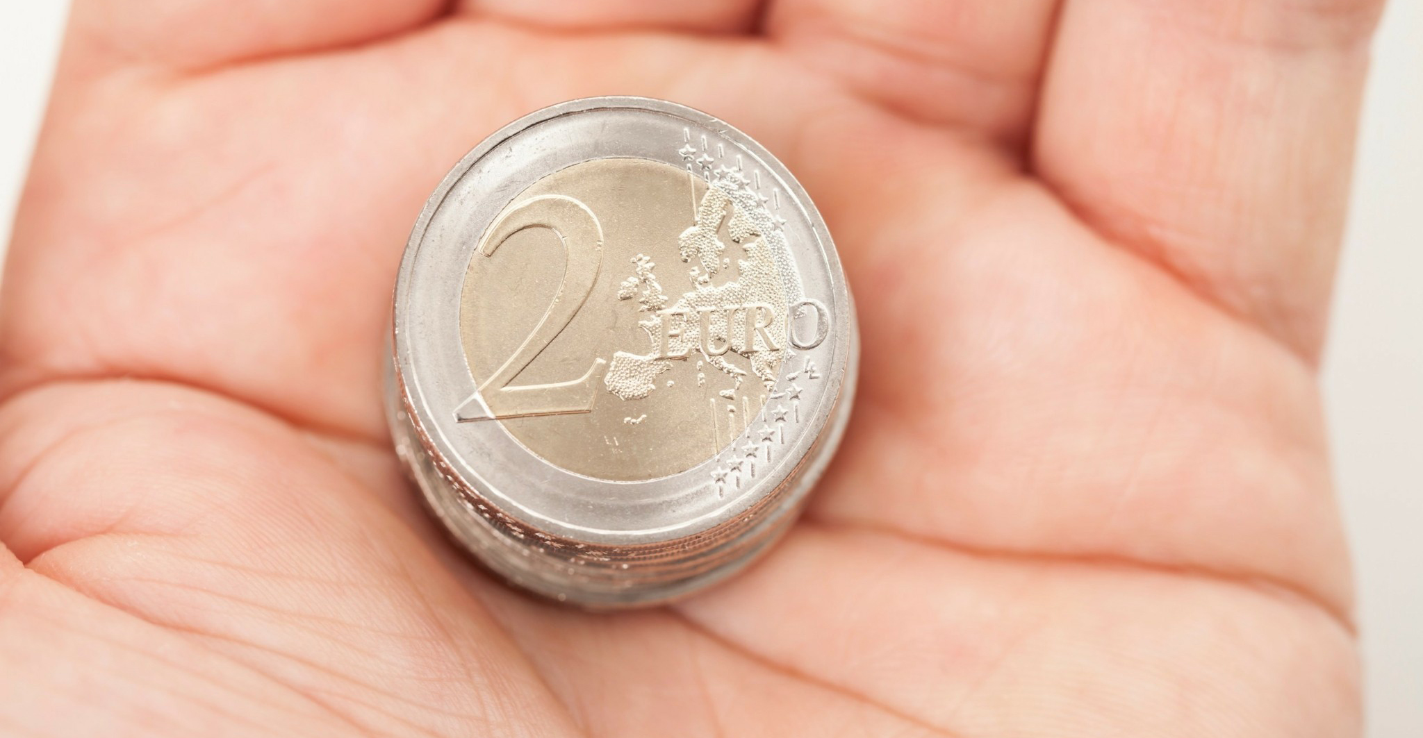 Έ&chi;&epsilon;&iota;&sigmaf; &alpha;&upsilon;&tau;ό &tau;&omicron; 2&epsilon;&upsilon;&rho;&omega; &sigma;&tau;&omicron; &pi;&omicron;&rho;&tau;&omicron;&phi;ό&lambda;&iota; &sigma;&omicron;&upsilon;; &Mu;&pi;&omicron;&rho;&epsilon;ί &nu;&alpha; &alpha;&xi;ί&zeta;&epsilon;&iota; &chi;&iota;&lambda;&iota;ά&delta;&epsilon;&sigmaf; &epsilon;&upsilon;&rho;ώ -&Delta;&epsilon;ί&tau;&epsilon; &phi;&omega;&tau;&omicron;&gamma;&rho;&alpha;&phi;ί&alpha;