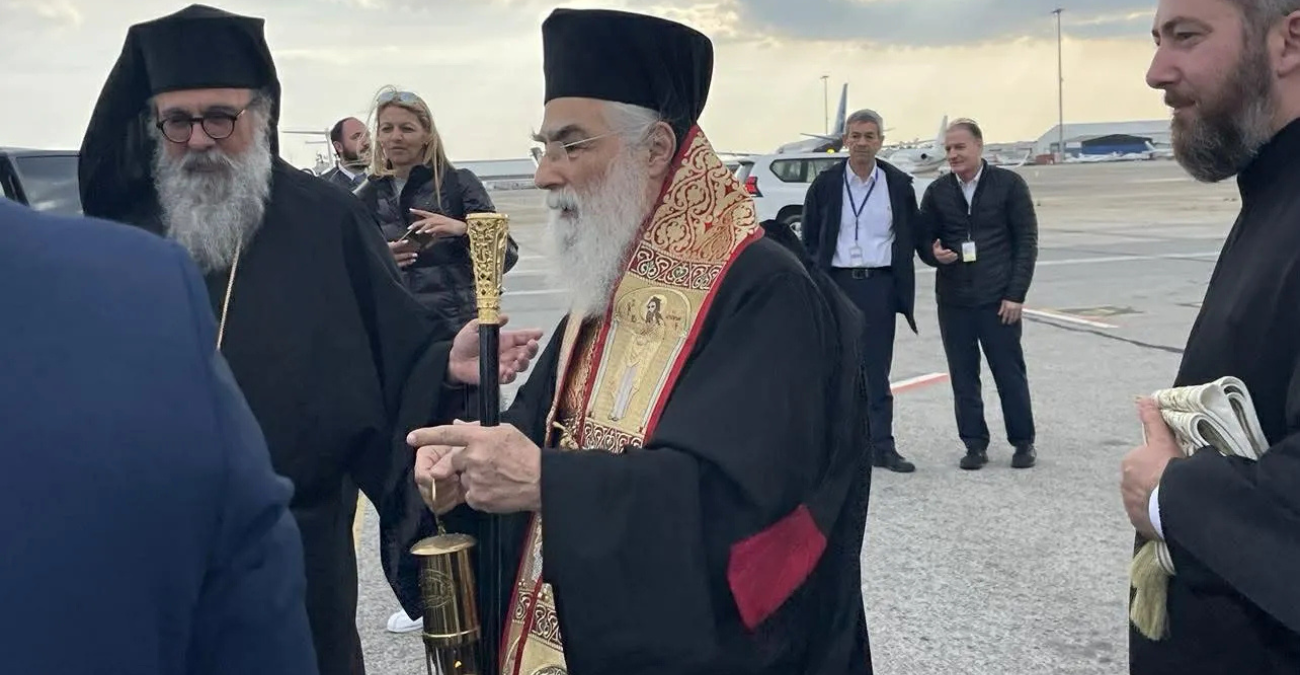 Έ&phi;&tau;&alpha;&sigma;&epsilon; &sigma;&tau;&eta;&nu; &Kappa;ύ&pi;&rho;&omicron; &tau;&omicron; Ά&gamma;&iota;&omicron; &Phi;&omega;&sigmaf; - &Phi;&omega;&tau;&omicron;&gamma;&rho;&alpha;&phi;ί&epsilon;&sigmaf;