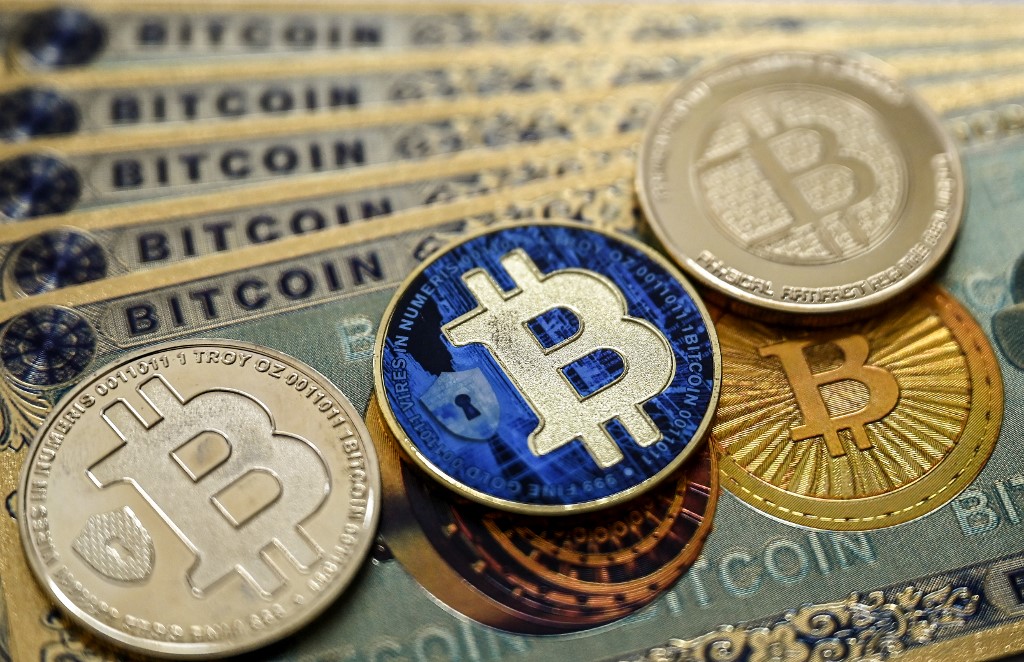 Προς νέα ιστορικά υψηλά το Bitcoin, μετά τη μείωση επιτοκίων από τη Fed