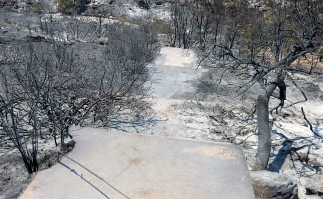 Το νερό επιστρέφει στις πυρόπληκτες περιοχές – Σε πλήρη εξέλιξη οι προσπάθειες του ΤΑΥ