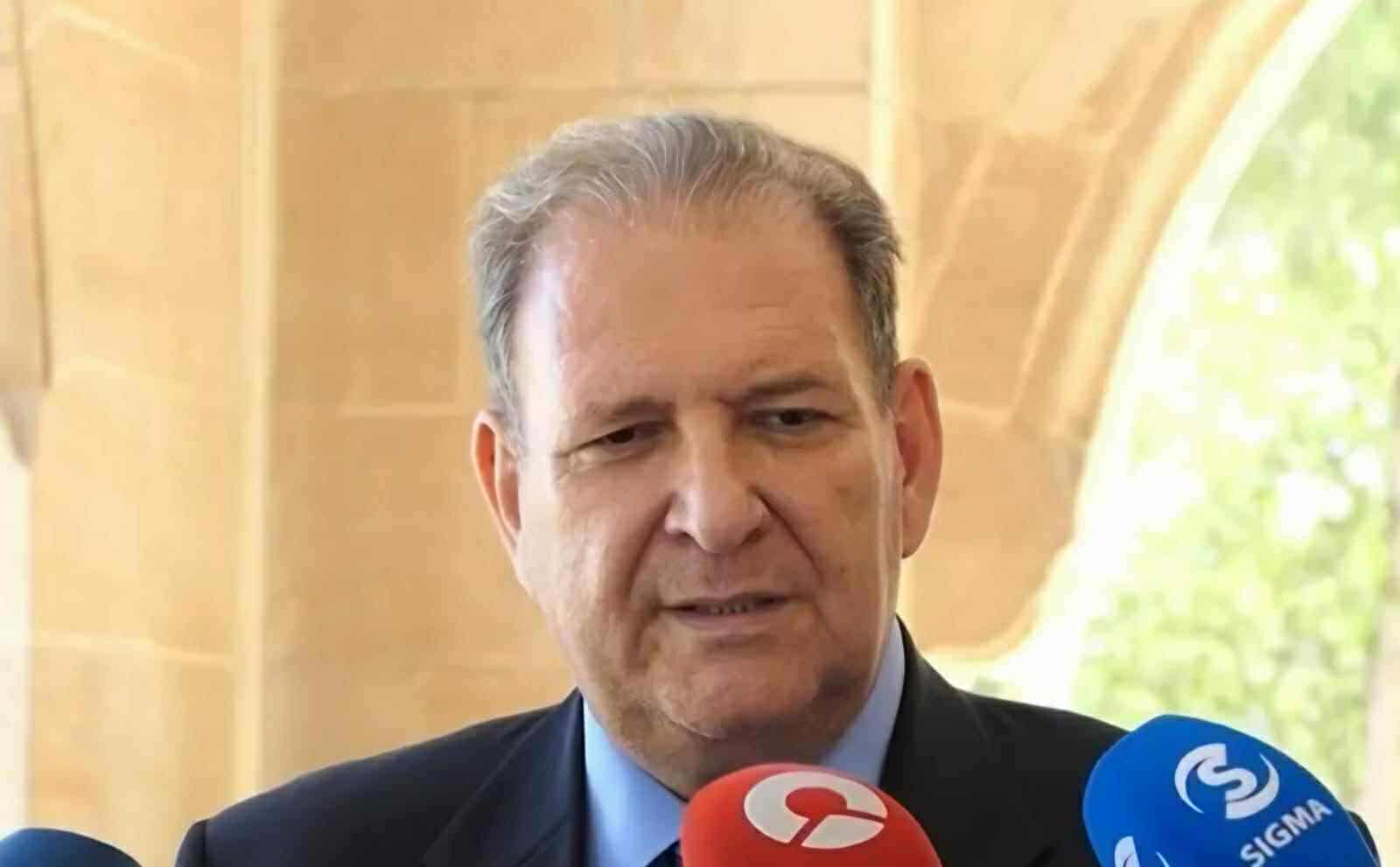 Βίκτωρας Παπαδόπουλος: «Ο ΠτΔ έχει καθαρά χέρια, εδώ σκέφτεται αν θα πάει σε ένα εστιατόριο»