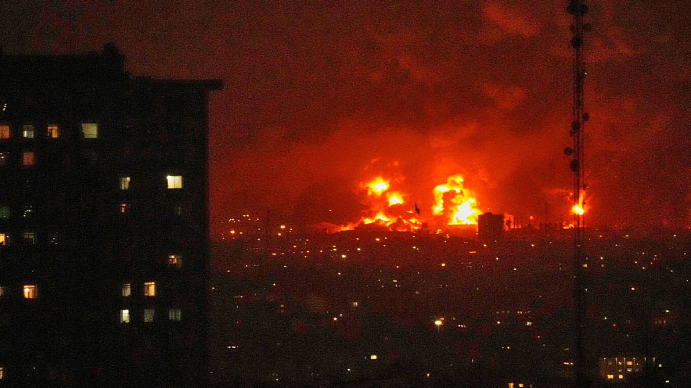 LIVE: &Epsilon;&pi;&iota;&theta;έ&sigma;&epsilon;&iota;&sigmaf; &mu;&epsilon; &rho;&omicron;&upsilon;&kappa;έ&tau;&epsilon;&sigmaf; &kappa;&alpha;&iota; drones &epsilon;&nu;&alpha;&nu;&tau;ί&omicron;&nu; &epsilon;&gamma;&kappa;&alpha;&tau;&alpha;&sigma;&tau;ά&sigma;&epsilon;&omega;&nu; &tau;&omega;&nu; &Eta;&Pi;&Alpha; &sigma;&tau;&omicron; &Iota;&rho;ά&kappa;, &beta;&omicron;&mu;&beta;&alpha;&rho;&delta;&iota;&sigma;&mu;&omicron;ί &sigma;&epsilon; &Tau;&epsilon;&chi;&epsilon;&rho;ά&nu;&eta; &kappa;&alpha;&iota; &Beta;&eta;&rho;&upsilon;&tau;ό