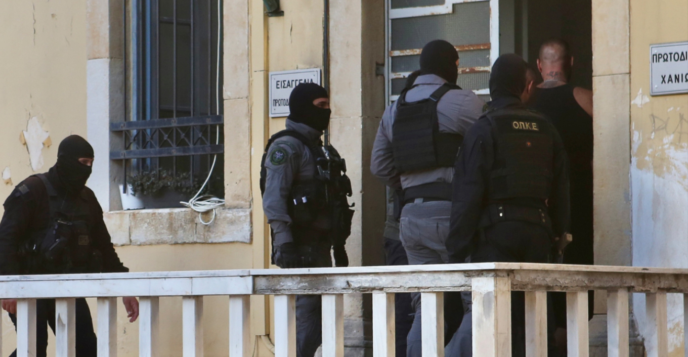 Η μαφία στην Κρήτη, ο αρχιμανδρίτης με ροζ βίντεο και τα λείψανα από Κύπριο ηγούμενο Η μαφία στην Κρήτη, ο αρχιμανδρίτης με ροζ βίντεο και τα λείψανα από Κύπριο ηγούμενο