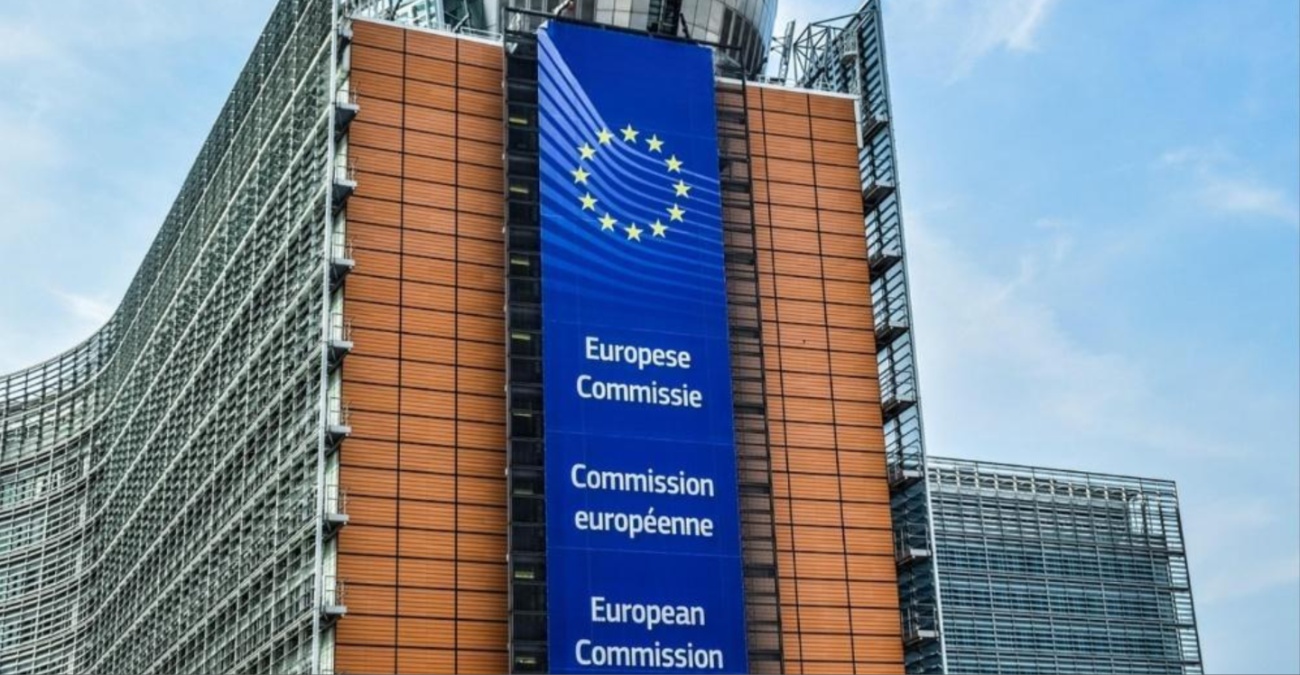 &Kappa;&omicron;&mu;&iota;&sigma;&iota;ό&nu; &gamma;&iota;&alpha; &Kappa;ύ&pi;&rho;&omicron;: &Sigma;&tau;&alpha;&theta;&epsilon;&rho;ή &pi;&omicron;&rho;&epsilon;ί&alpha; &pi;&rho;&omicron;&sigmaf; &tau;&eta;&nu; &epsilon;&nu;ί&sigma;&chi;&upsilon;&sigma;&eta; &tau;&eta;&sigmaf; &alpha;&mu;&upsilon;&nu;&tau;&iota;&kappa;ή&sigmaf; &epsilon;&tau;&omicron;&iota;&mu;ό&tau;&eta;&tau;&alpha;&sigmaf; &mu;&epsilon; &euro;1,18 &delta;&iota;&sigma;.