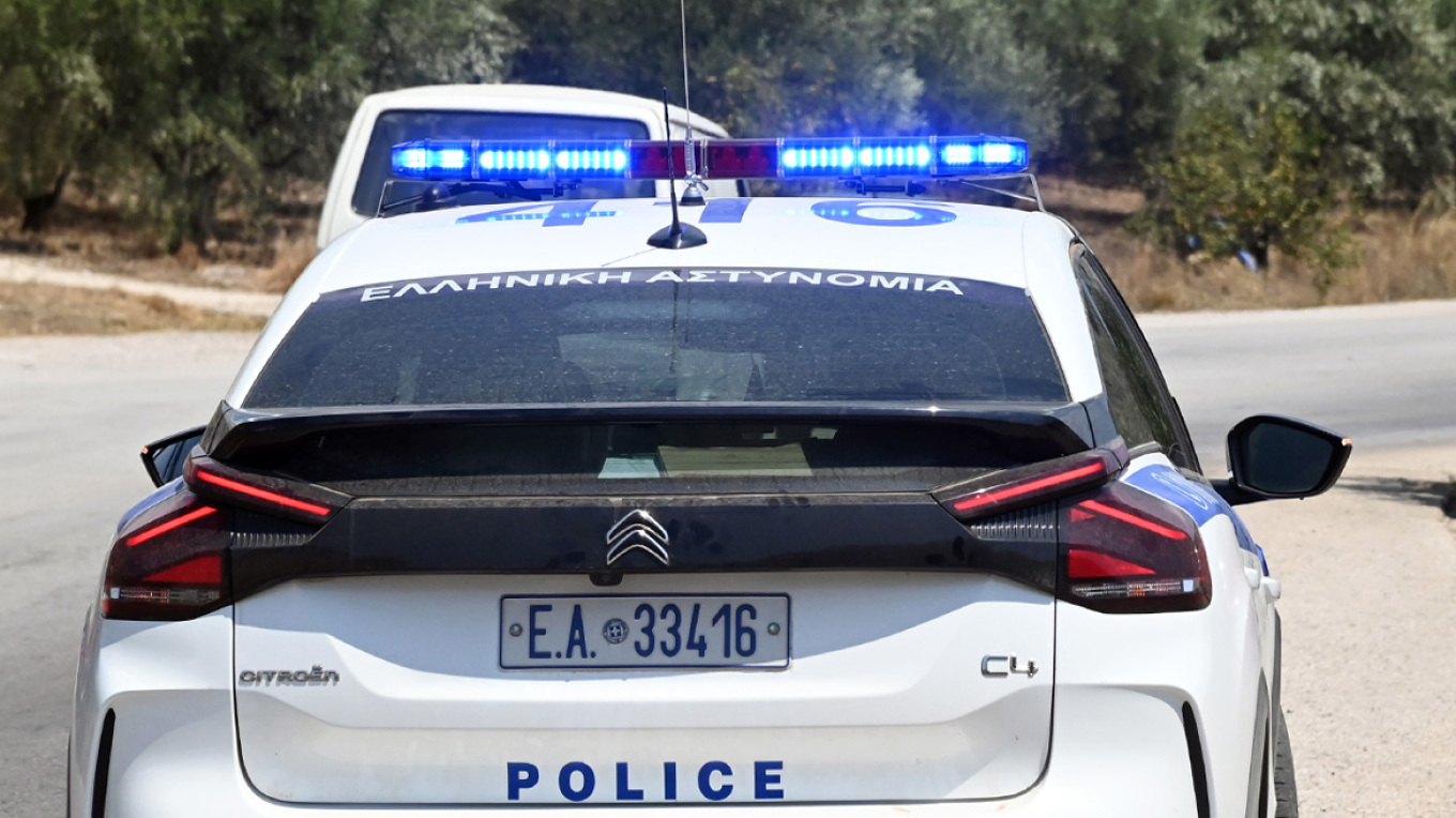 Μητέρα και γιος βρέθηκαν νεκροί μέσα στο σπίτι τους σε χωριό των Τρικάλων