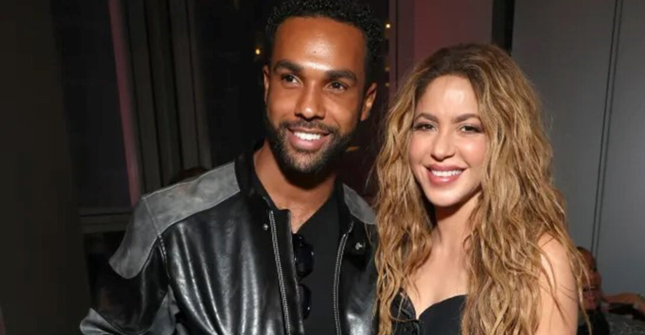 Shakira: Είναι ζευγάρι με τον πρωταγωνιστή του «Emily in Paris» Lucien Laviscount;