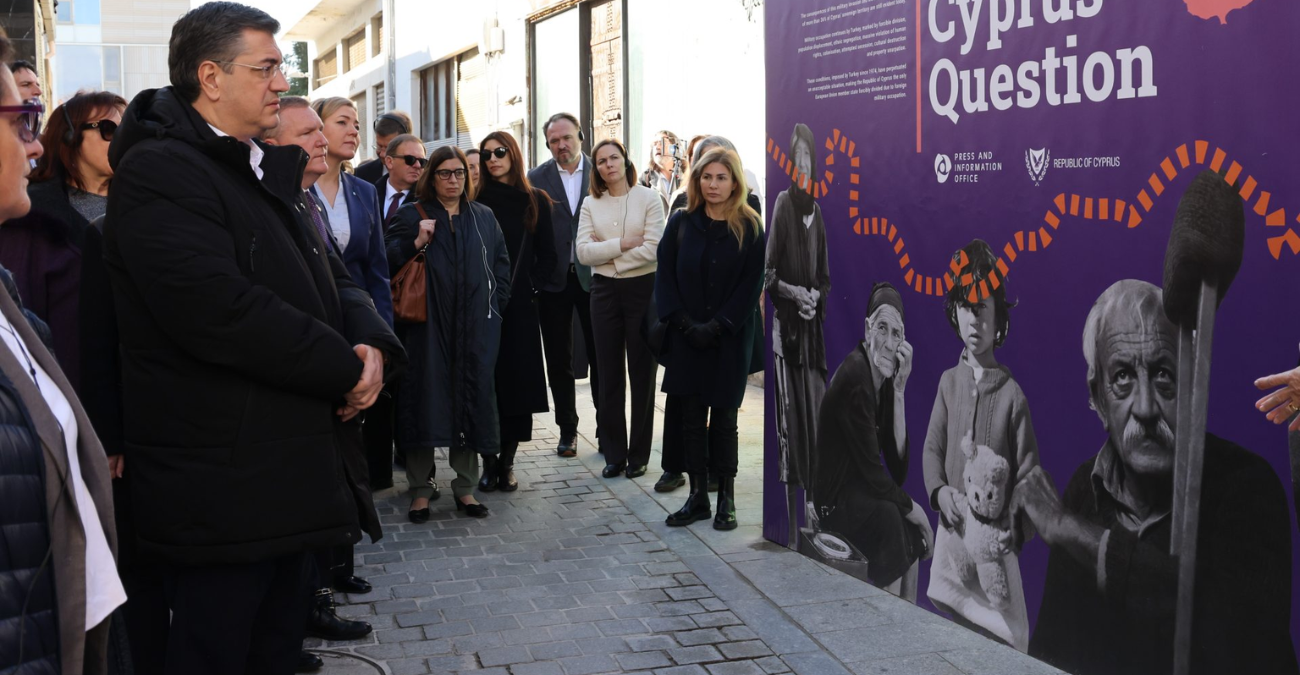 &laquo;&Delta;&epsilon;&nu; &pi;ί&sigma;&tau;&epsilon;&upsilon;&alpha;&nu; &alpha;&upsilon;&tau;ό &pi;&omicron;&upsilon; έ&beta;&lambda;&epsilon;&pi;&alpha;&nu;&raquo; &ndash; &Omicron;&iota; &Epsilon;&pi;ί&tau;&rho;&omicron;&pi;&omicron;&iota; &pi;&epsilon;&rho;&pi;ά&tau;&eta;&sigma;&alpha;&nu; &sigma;&tau;&eta;&nu; &Pi;&rho;ά&sigma;&iota;&nu;&eta; &Gamma;&rho;&alpha;&mu;&mu;ή &kappa;&alpha;&iota; &kappa;&alpha;&tau;ά&lambda;&alpha;&beta;&alpha;&nu;