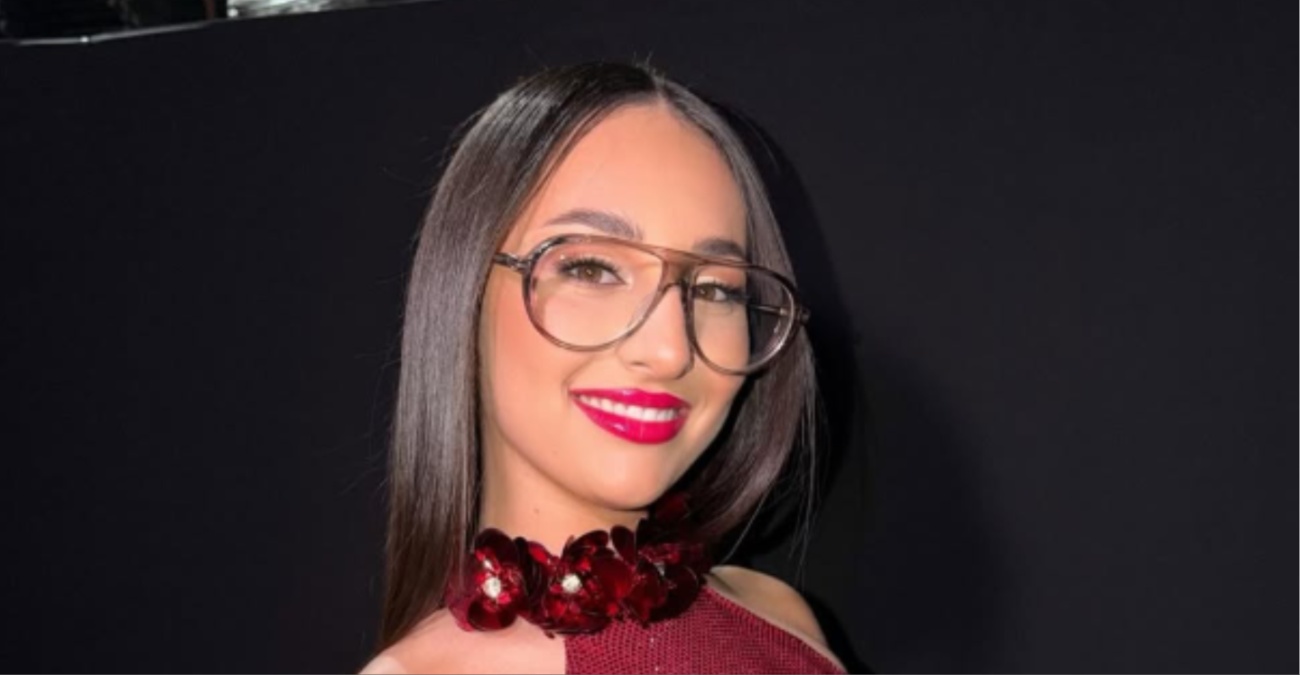 Klavdia: &Delta;&eta;&mu;&omicron;&sigma;ί&epsilon;&upsilon;&mu;&alpha; &tau;&eta;&nu; &pi;&rho;ώ&tau;&eta; &tau;&rho;&upsilon;&phi;&epsilon;&rho;ή &epsilon;&iota;&kappa;ό&nu;&alpha; &mu;&epsilon; &tau;&omicron;&nu; &nu;έ&omicron; &tau;&eta;&sigmaf; &sigma;ύ&nu;&tau;&rho;&omicron;&phi;&omicron;