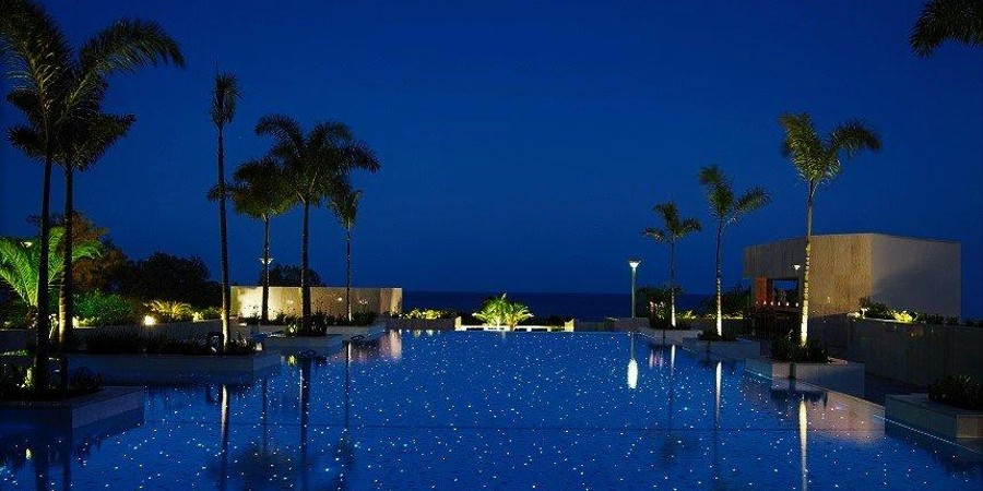 &Kappa;&alpha;&iota;&rho;ό&sigmaf;: &Tau;έ&lambda;&omicron;&sigmaf; &sigma;&tau;&omicron; &laquo;&kappa;&alpha;&lambda;&omicron;&kappa;&alpha;&iota;&rho;&iota;&nu;ό &delta;&iota;ά&lambda;&epsilon;&iota;&mu;&mu;&alpha;&raquo; &ndash; &Epsilon;&pi;&iota;&sigma;&tau;&rho;έ&phi;&omicron;&upsilon;&nu; &beta;&rho;&omicron;&chi;έ&sigmaf; &kappa;&alpha;&iota; &chi;&iota;ό&nu;&iota;&alpha; &kappa;&alpha;&iota; &phi;έ&rho;&nu;&omicron;&upsilon;&nu; &pi;&tau;ώ&sigma;&eta; &sigma;&tau;&eta; &theta;&epsilon;&rho;&mu;&omicron;&kappa;&rho;&alpha;&sigma;ί&alpha;