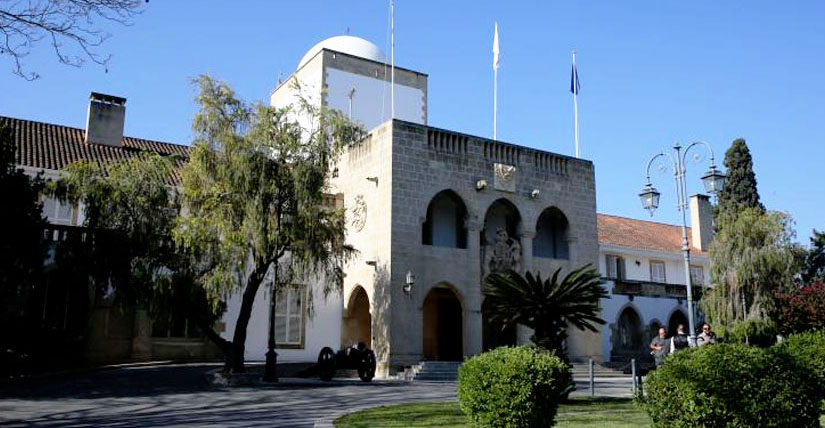 &Kappa;&upsilon;&beta;έ&rho;&nu;&eta;&sigma;&eta;: &Sigma;&upsilon;&nu;&epsilon;&chi;ί&zeta;&omicron;&nu;&tau;&alpha;&iota; &omicron;&iota; &epsilon;&pi;&alpha;&phi;έ&sigmaf; &gamma;&iota;&alpha; &tau;&alpha; &Mu;&Omicron;&Epsilon; - &laquo;Ό&chi;&iota;&raquo; &Epsilon;&rho;&chi;&iota;&omicron;&upsilon;&rho;&mu;ά&nu; &sigma;&tau;&eta;&nu; &pi;&rho;ό&tau;&alpha;&sigma;&eta; &Gamma;&kappa;&omicron;&upsilon;&tau;έ&rho;&epsilon;&sigmaf;