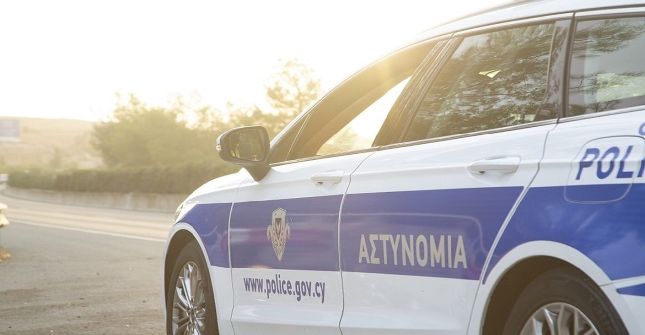 Λεωφορείο ακινητοποιήθηκε λόγω βλάβης σε περιοχή στον Πεδουλα – Κλειστή η μία λωρίδα