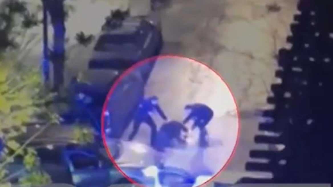 Καρέ-καρέ η σύλληψη του 27χρονου Τούρκου που οδηγούσε μεθυσμένος μετά από καταδίωξη σε Αμπελοκήπους και Παγκράτι Καρέ-καρέ η σύλληψη του 27χρονου Τούρκου που οδηγούσε μεθυσμένος μετά από καταδίωξη σε Αμπελοκήπους και Παγκράτι