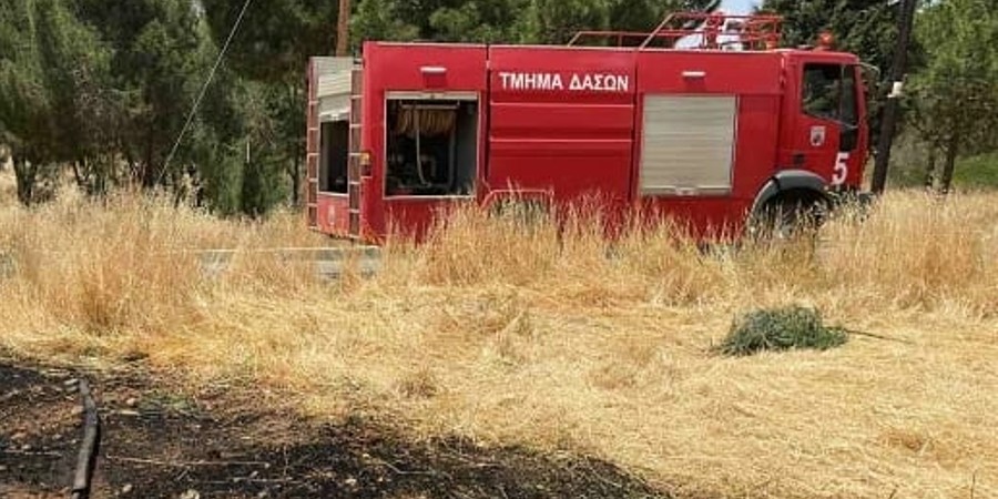 Ξέσπασε πυρκαγιά και στον Κόρνο