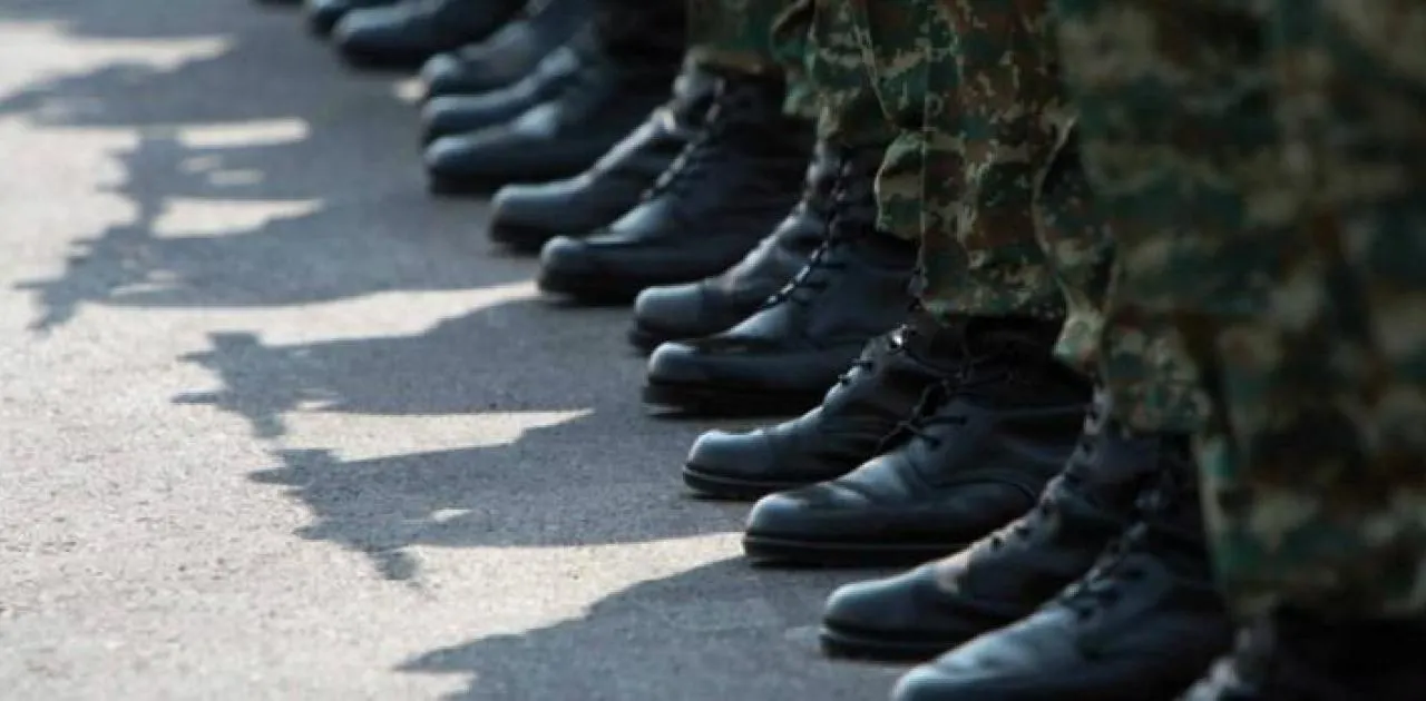 ΥΠΑΜ: Μόνο ηλεκτρονικά η υποβολής δήλωσης στοιχείων στρατεύσιμου