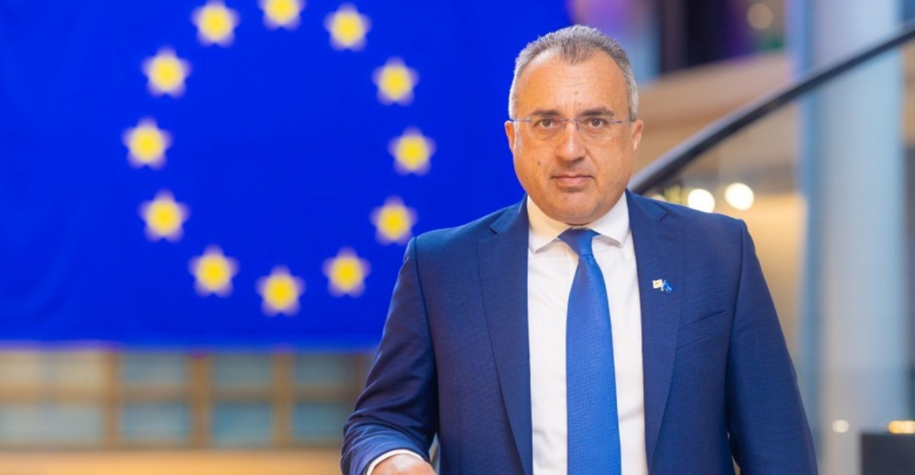 Με τροπολογία Χατζηπαντέλα, για πρώτη φορά τα δικαιώματα των Κύπριων εκτοπισμένων στον Ευρωπαϊκό Προϋπολογισμό