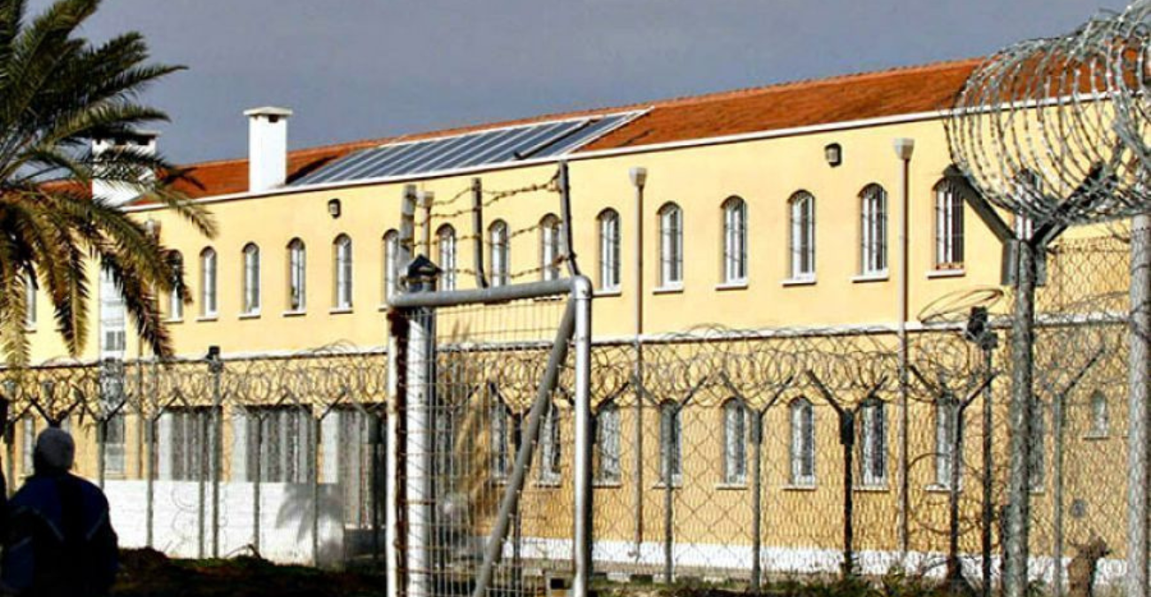 Έ&kappa;&tau;&alpha;&kappa;&tau;&epsilon;&sigmaf; &epsilon;&pi;&iota;&sigma;&kappa;έ&psi;&epsilon;&iota;&sigmaf; &sigma;&tau;&iota;&sigmaf; &Phi;&upsilon;&lambda;&alpha;&kappa;έ&sigmaf; &gamma;&iota;&alpha; &tau;&omicron; &Pi;ά&sigma;&chi;&alpha; &ndash; &Tau;&iota; &iota;&sigma;&chi;ύ&epsilon;&iota; &gamma;&iota;&alpha; &tau;&omicron;&upsilon;&sigmaf; &kappa;&rho;&alpha;&tau;&omicron;ύ&mu;&epsilon;&nu;&omicron;&upsilon;&sigmaf;