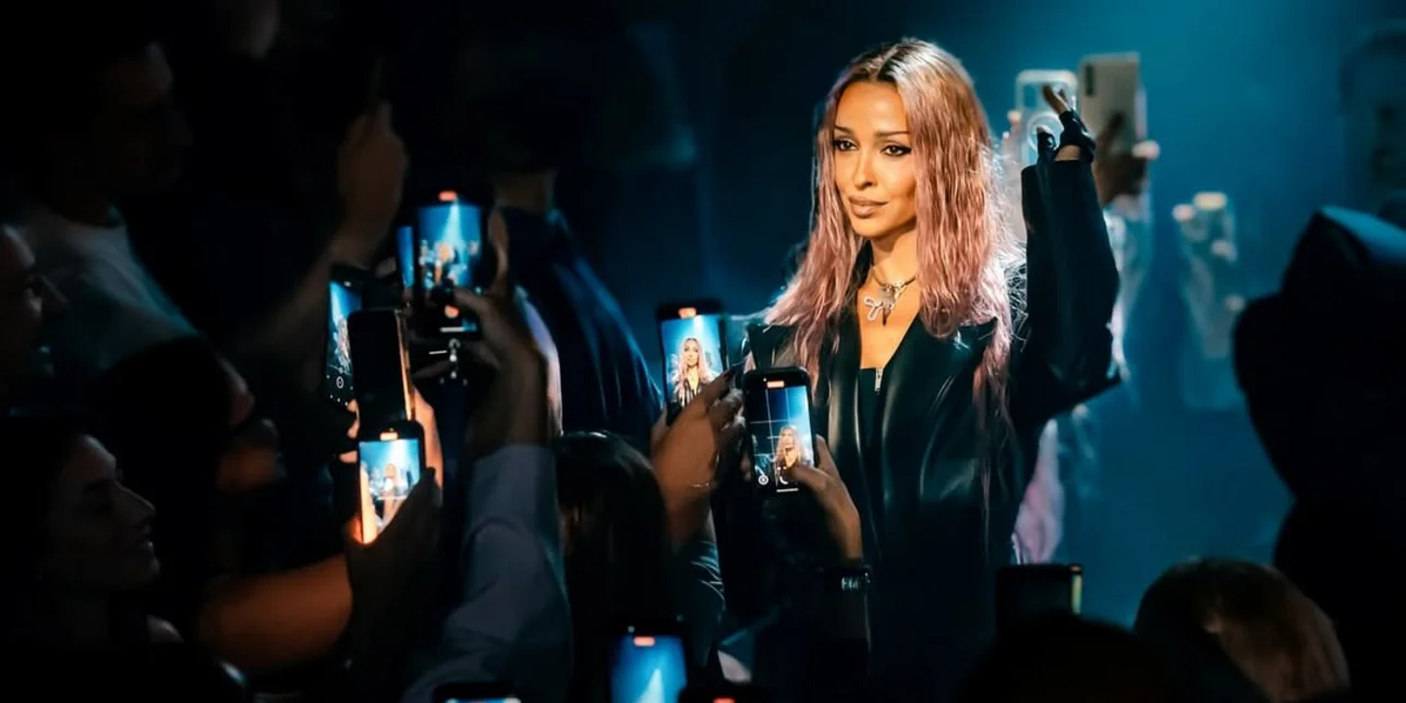 &Epsilon;&lambda;έ&nu;&eta; &Phi;&omicron;&upsilon;&rho;έ&iota;&rho;&alpha;: &Sigma;&tau;&eta;&nu; &Alpha;&lambda;&beta;&alpha;&nu;ί&alpha; έ&phi;&tau;&iota;&alpha;&chi;&nu;&epsilon; &tau;&omicron; &psi;&omega;&mu;ί &eta; &mu;&alpha;&mu;ά, &delta;&epsilon;&nu; &epsilon;ί&chi;&alpha; &xi;&alpha;&nu;&alpha;&phi;ά&epsilon;&iota; &alpha;&pi;ό &phi;&omicron;ύ&rho;&nu;&omicron;