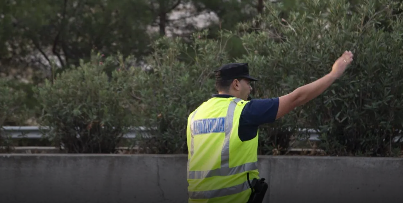 &Omicron;&delta;&eta;&gamma;&omicron;ί &pi;&rho;&omicron;&sigma;&omicron;&chi;ή: &Alpha;&upsilon;&tau;&omicron;ί &omicron;&iota; &delta;&rho;ό&mu;&omicron;&iota; &theta;&alpha; &kappa;&lambda;&epsilon;ί&sigma;&omicron;&upsilon;&nu; &gamma;&iota;&alpha; &tau;&eta;&nu; &pi;&alpha;&rho;έ&lambda;&alpha;&sigma;&eta; - &Delta;&epsilon;ί&tau;&epsilon; &pi;&omicron;&upsilon; &kappa;&alpha;&iota; &pi;ό&tau;&epsilon;