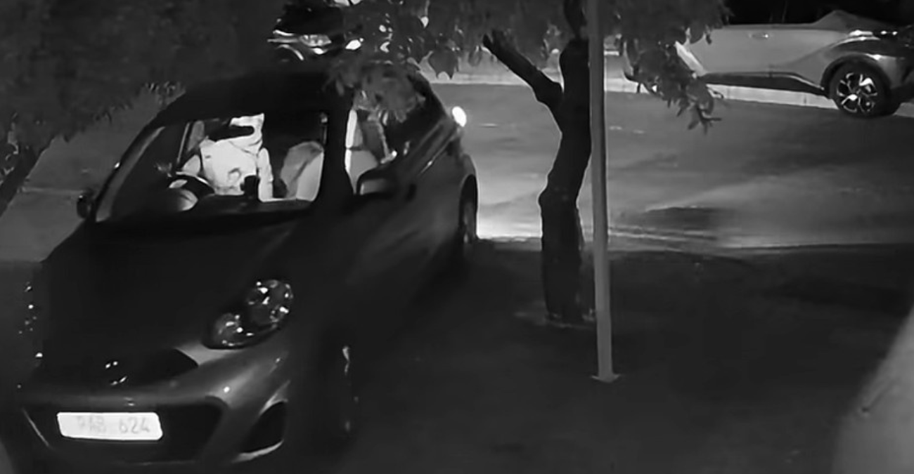 &Kappa;&alpha;&rho;έ-&kappa;&alpha;&rho;έ &eta; &kappa;&lambda;&omicron;&pi;ή &alpha;&upsilon;&tau;&omicron;&kappa;&iota;&nu;ή&tau;&omicron;&upsilon; &sigma;&tau;&eta; &Lambda;&epsilon;&mu;&epsilon;&sigma;ό - &Tau;&omicron; ά&nu;&omicron;&iota;&xi;&epsilon; &kappa;&alpha;&iota; έ&phi;&upsilon;&gamma;&epsilon; &laquo;&kappa;ύ&rho;&iota;&omicron;&sigmaf;&raquo; - Έ&kappa;&kappa;&lambda;&eta;&sigma;&eta; &gamma;&iota;&alpha; &pi;&lambda;&eta;&rho;&omicron;&phi;&omicron;&rho;ί&epsilon;&sigmaf; - &Beta;ί&nu;&tau;&epsilon;&omicron;