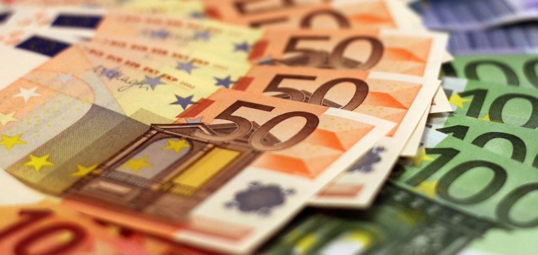 Νέα φορολογική μεταρρύθμιση: Τόσα χρήματα θα γλιτώσουν οι πολίτες με το 2026