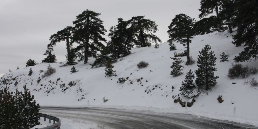 Μας τα χαλάει ο καιρός: Τι μας επιφυλάσσει Καρναβάλια και Καθαρά Δευτέρα - Δείτε live την εξέλιξη του