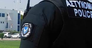 &Pi;&upsilon;&rho;&omicron;&beta;&omicron;&lambda;&iota;&sigma;&mu;&omicron;ί &sigma;&tau;&eta; &Lambda;ά&rho;&nu;&alpha;&kappa;&alpha;: &Upsilon;&pi;ό &kappa;&rho;ά&tau;&eta;&sigma;&eta; &omicron; &Alpha;&sigma;&tau;&upsilon;&nu;&omicron;&mu;&iota;&kappa;ό&sigmaf; &pi;&omicron;&upsilon; έ&delta;&omega;&sigma;&epsilon; &tau;&omicron; &kappa;&iota;&nu;&eta;&tau;ό &tau;&omicron;&upsilon; &sigma;&epsilon; &kappa;&rho;&alpha;&tau;&omicron;ύ&mu;&epsilon;&nu;&omicron;