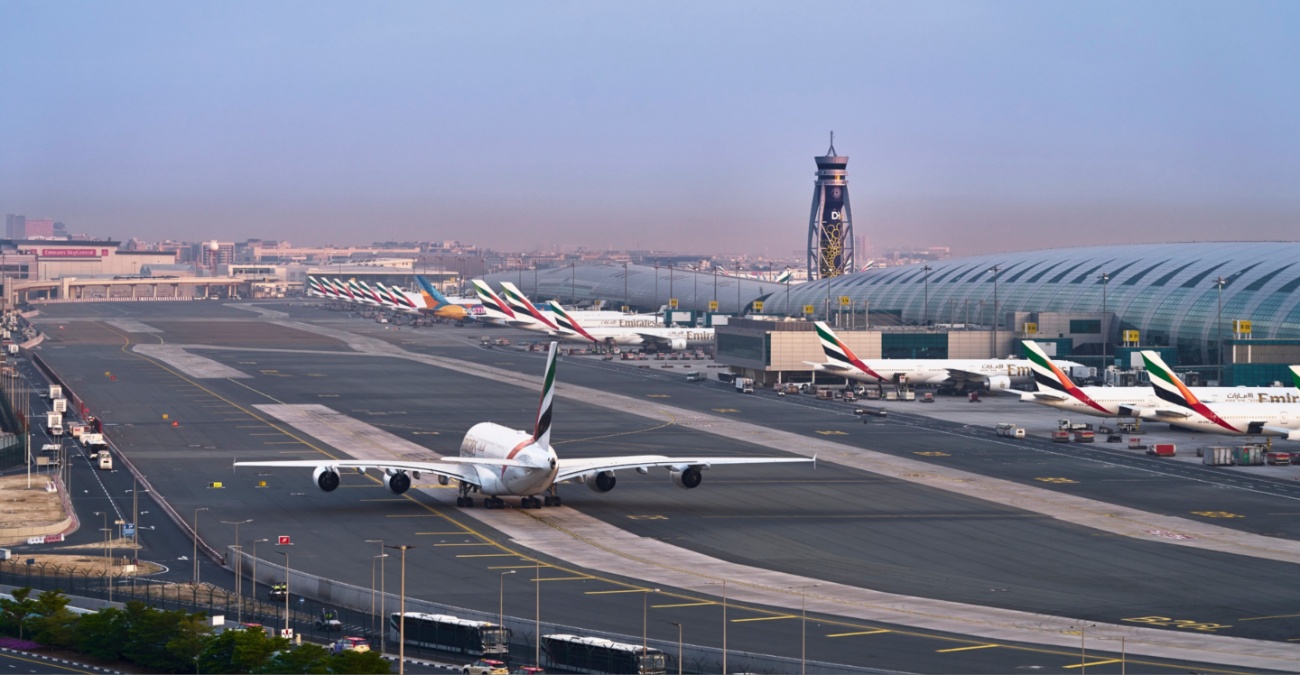 &Alpha;&pi;&omicron;&kappa;&lambda;&epsilon;&iota;&sigma;&tau;&iota;&kappa;ό: &Eta; &sigma;&tau;&iota;&gamma;&mu;ή &pi;&omicron;&upsilon; &omicron;&iota; 180 &Kappa;ύ&pi;&rho;&iota;&omicron;&iota; &epsilon;&pi;&iota;&beta;&iota;&beta;ά&zeta;&omicron;&nu;&tau;&alpha;&iota; &sigma;&tau;&eta;&nu; &pi;&rho;ώ&tau;&eta; &pi;&tau;ή&sigma;&eta; &epsilon;&pi;&alpha;&nu;&alpha;&pi;&alpha;&tau;&rho;&iota;&sigma;&mu;&omicron;ύ &alpha;&pi;&omicron;́ &tau;&omicron; &Nu;&tau;&omicron;&upsilon;&mu;&pi;άϊ &ndash; &Delta;&epsilon;ί&tau;&epsilon; &phi;&omega;&tau;&omicron;&gamma;&rho;&alpha;&phi;ί&epsilon;&sigmaf;