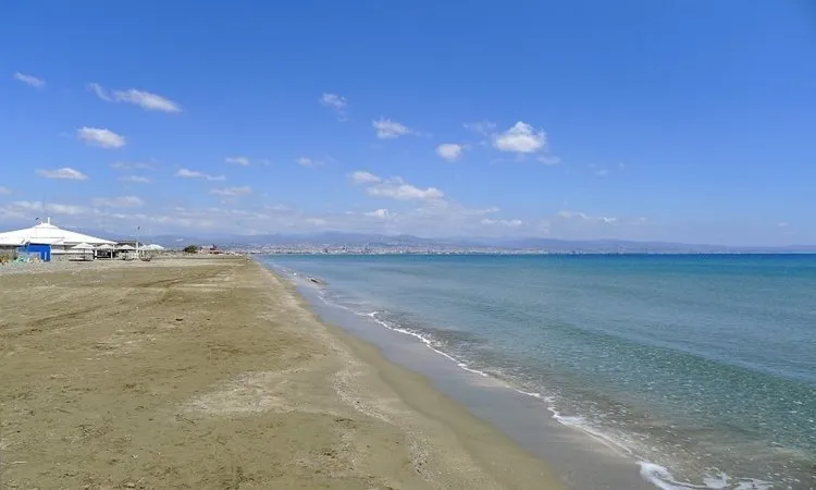 Lady’s Mile: Πιο καθαρά τα νερά λένε οι Βρετανικές Βάσεις