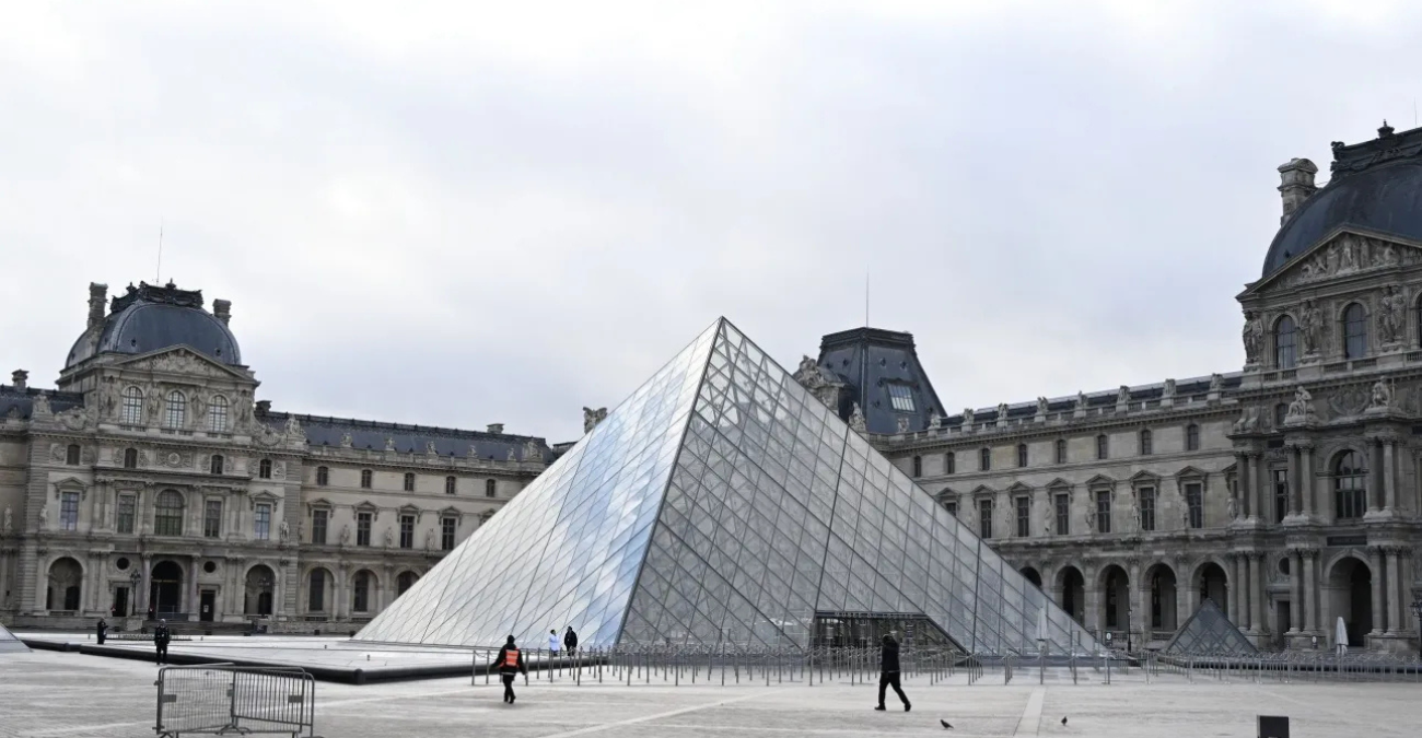 Παραμένει κλειστό μετά την παράταση της απεργίας του προσωπικού