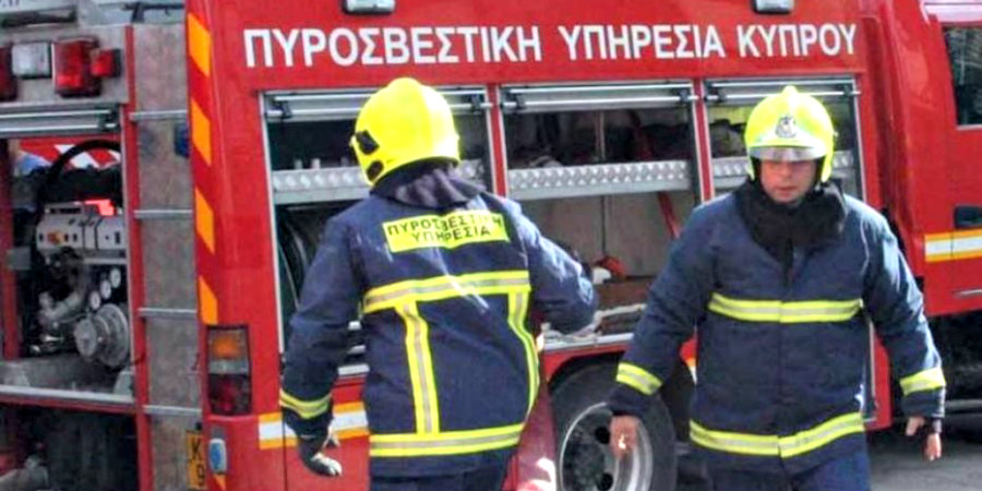 Πρόλαβαν τα χειρότερα: Ξέσπασε πυρκαγιά στον Δελίκηπο – Στη μάχη και πτητικά μέσα