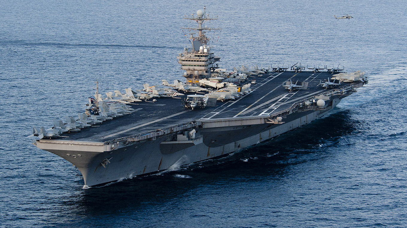 &Mu;ή&nu;&upsilon;&mu;&alpha; &iota;&sigma;&chi;ύ&omicron;&sigmaf; &alpha;&pi;ό &tau;&iota;&sigmaf; &Eta;&Pi;&Alpha;: &Kappa;&omicron;ύ&sigma;&nu;&epsilon;&rho; &kappa;&alpha;&iota; &Gamma;&omicron;&upsilon;ί&tau;&kappa;&omicron;&phi; &sigma;&tau;&omicron; &alpha;&epsilon;&rho;&omicron;&pi;&lambda;&alpha;&nu;&omicron;&phi;ό&rho;&omicron; USS Abraham Lincoln &mu;ί&alpha; &eta;&mu;έ&rho;&alpha; &mu;&epsilon;&tau;ά &tau;&iota;&sigmaf; &sigma;&upsilon;&nu;&omicron;&mu;&iota;&lambda;ί&epsilon;&sigmaf; &mu;&epsilon; &tau;&omicron; &Iota;&rho;ά&nu;