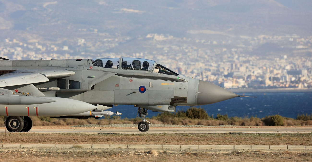 &Pi;ώ&sigmaf; &omicron; &phi;ό&beta;&omicron;&sigmaf; &gamma;&iota;&alpha; &tau;&omicron; &Alpha;&kappa;&rho;&omega;&tau;ή&rho;&iota; &laquo;έ&sigma;&beta;&eta;&sigma;&epsilon;&raquo; &sigma;&kappa;ά&nu;&delta;&alpha;&lambda;&alpha; &kappa;&alpha;&iota; &epsilon;&gamma;&kappa;&lambda;ή&mu;&alpha;&tau;&alpha; &alpha;&pi;ό &tau;&eta;&nu; &epsilon;&pi;&iota;&kappa;&alpha;&iota;&rho;ό&tau;&eta;&tau;&alpha;