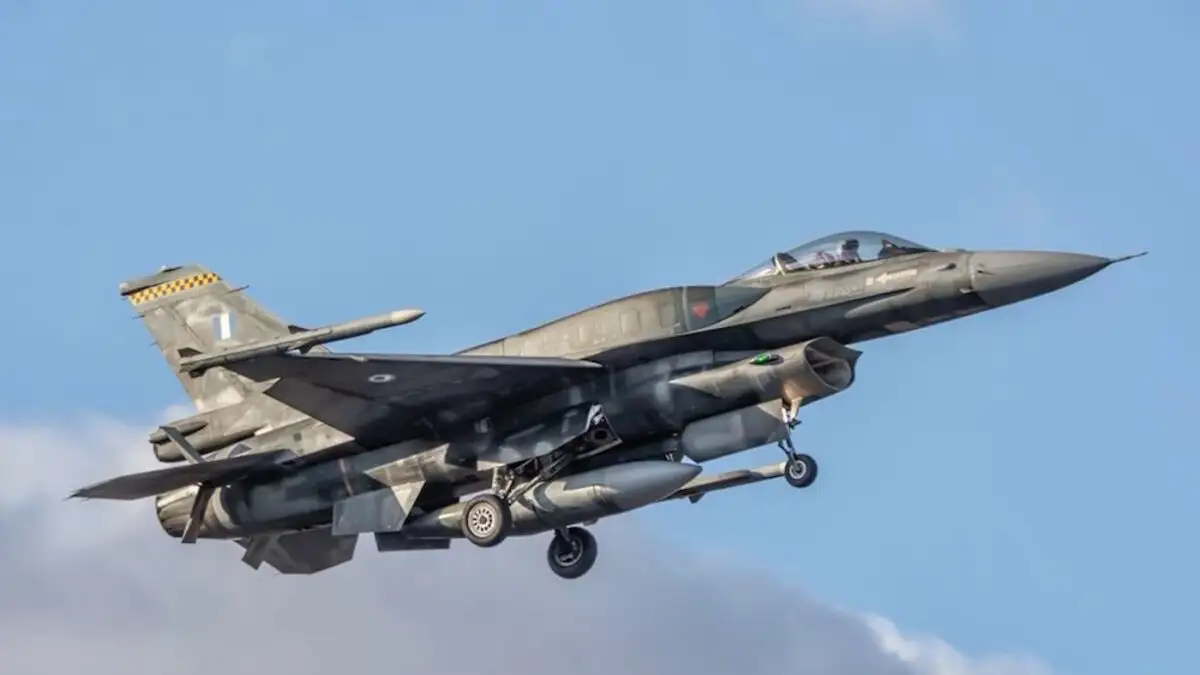 &Sigma;&epsilon; &kappa;&iota;&nu;&eta;&tau;&omicron;&pi;&omicron;ί&eta;&sigma;&eta; &omicron;&iota; &Alpha;&rho;&chi;έ&sigmaf; - &Alpha;&pi;&omicron;&gamma;&epsilon;&iota;ώ&theta;&eta;&kappa;&alpha;&nu; &tau;&alpha; F-16, &tau;έ&theta;&eta;&kappa;&alpha;&nu; &sigma;&epsilon; &lambda;&epsilon;&iota;&tau;&omicron;&upsilon;&rho;&gamma;ί&alpha; ό&lambda;&alpha; &tau;&alpha; &pi;&rho;&omega;&tau;ό&kappa;&omicron;&lambda;&lambda;&alpha;