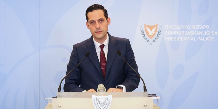 ΚΕ για βανδαλισμούς στα γραφεία του ΔΗΣΥ – «Τέτοιες ενέργειες στρέφονται ευθέως κατά της Δημοκρατίας»