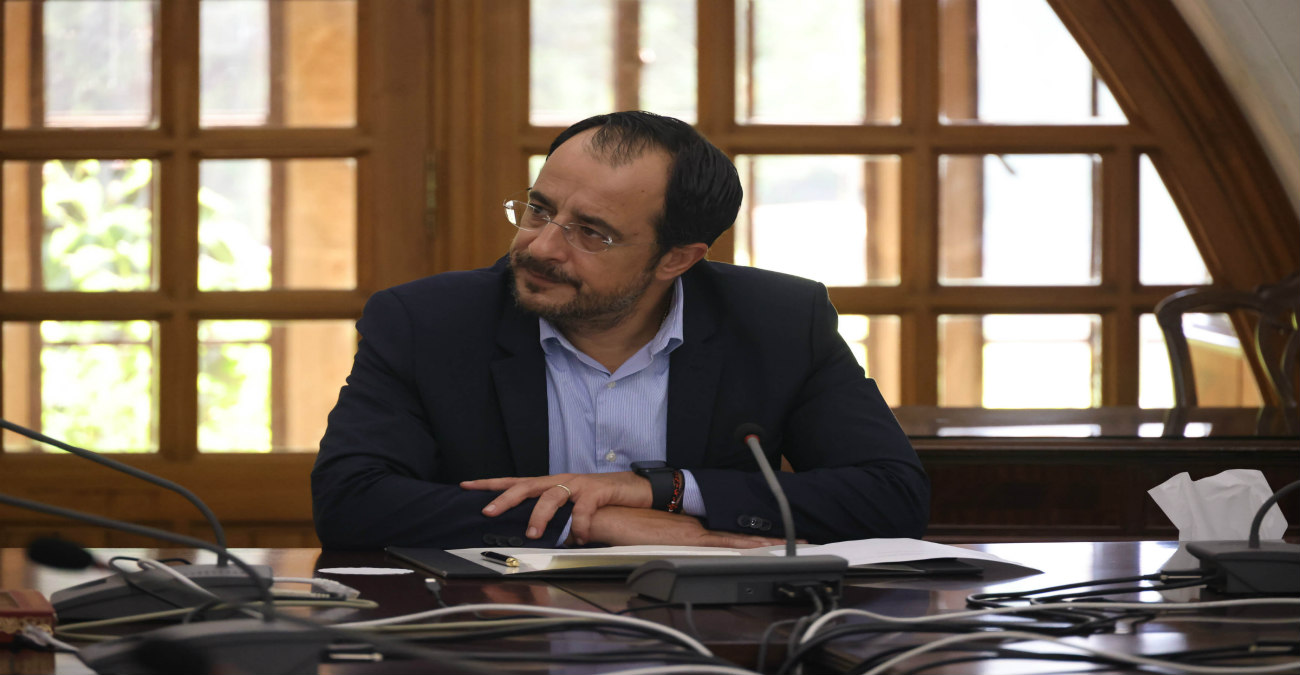 Χριστοδουλίδης: «Το πιο σημαντικό είναι η πρόληψη» – Σύσκεψη για τις πυρκαγιές στο Προεδρικό