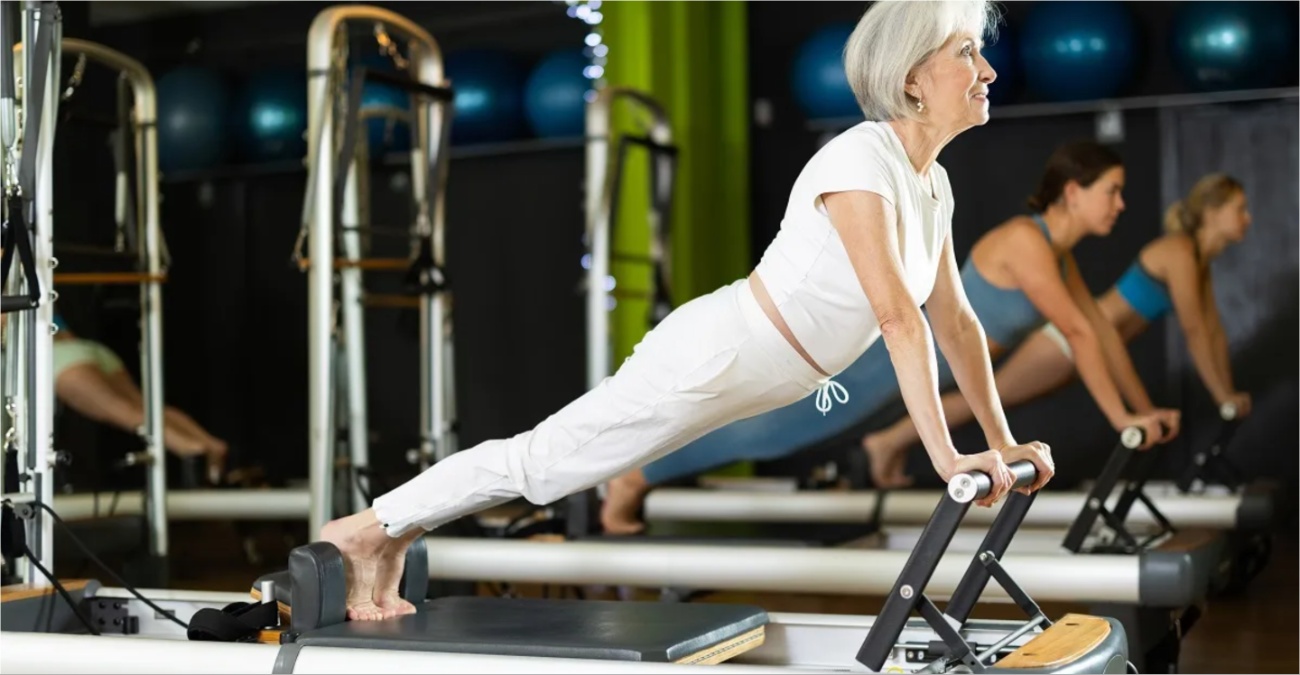 &Epsilon;ί&nu;&alpha;&iota; 72 &epsilon;&tau;ώ&nu; &kappa;&alpha;&iota; &pi;&iota;&omicron; fit &alpha;&pi;ό &pi;&omicron;&tau;έ &ndash; &Tau;&omicron; &mu;&upsilon;&sigma;&tau;&iota;&kappa;ό &mu;&iota;&alpha;&sigmaf; &delta;&alpha;&sigma;&kappa;ά&lambda;&alpha;&sigmaf; pilates &gamma;&iota;&alpha; &delta;&upsilon;&nu;&alpha;&tau;ό &kappa;&alpha;&iota; &gamma;&rho;&alpha;&mu;&mu;&omega;&mu;έ&nu;&omicron; &sigma;ώ&mu;&alpha;