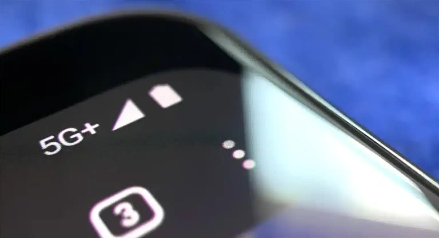 Τι σημαίνει το 5G+ στο κινητό σου και πού διαφέρει