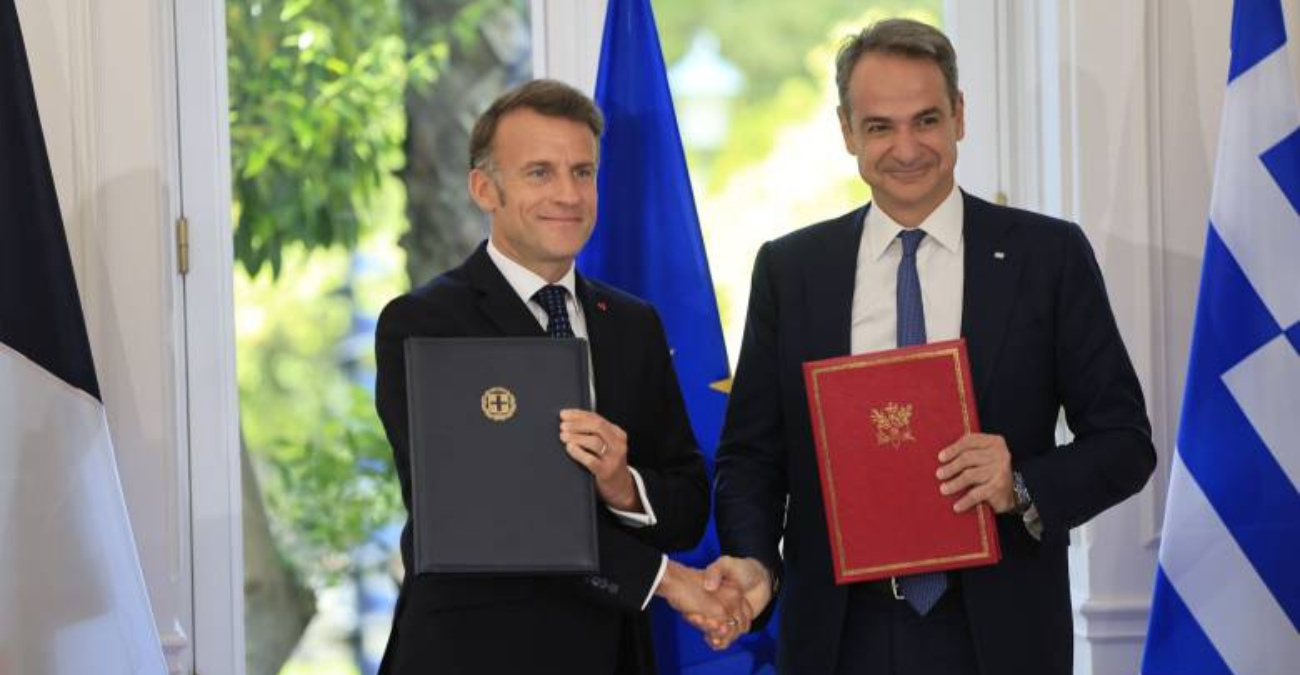 &Mu;&eta;&tau;&sigma;&omicron;&tau;ά&kappa;&eta;&sigmaf;-&Mu;&alpha;&kappa;&rho;ό&nu; &upsilon;&pi;έ&gamma;&rho;&alpha;&psi;&alpha;&nu; &sigma;&epsilon;&iota;&rho;ά &sigma;&upsilon;&mu;&phi;&omega;&nu;&iota;ώ&nu;, &delta;έ&sigma;&mu;&epsilon;&upsilon;&sigma;&eta; &gamma;&iota;&alpha; &alpha;&mu;&omicron;&iota;&beta;&alpha;ί&alpha; &sigma;&upsilon;&nu;&delta;&rho;&omicron;&mu;ή &sigma;&epsilon; &pi;&epsilon;&rho;ί&pi;&tau;&omega;&sigma;&eta; &alpha;&pi;&epsilon;&iota;&lambda;ή&sigmaf;