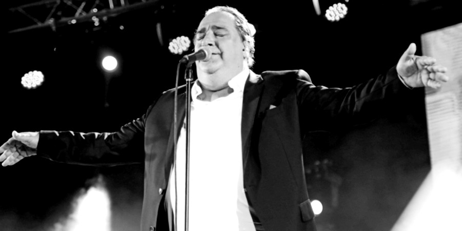 Βασίλης Καρράς: Σε λαϊκό προσκύνημα στη Θεσσαλονίκη την Τρίτη η σορός του - Την Τετάρτη η κηδεία του - Η επιθυμία της οικογένειας