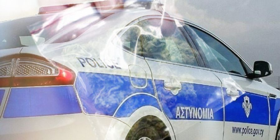 Έφοδος ΥΚΑΝ σε οικία - Πέρασαν χειροπέδες σε 39χρονο με όσα εντόπισαν - Δείτε φωτογραφίες