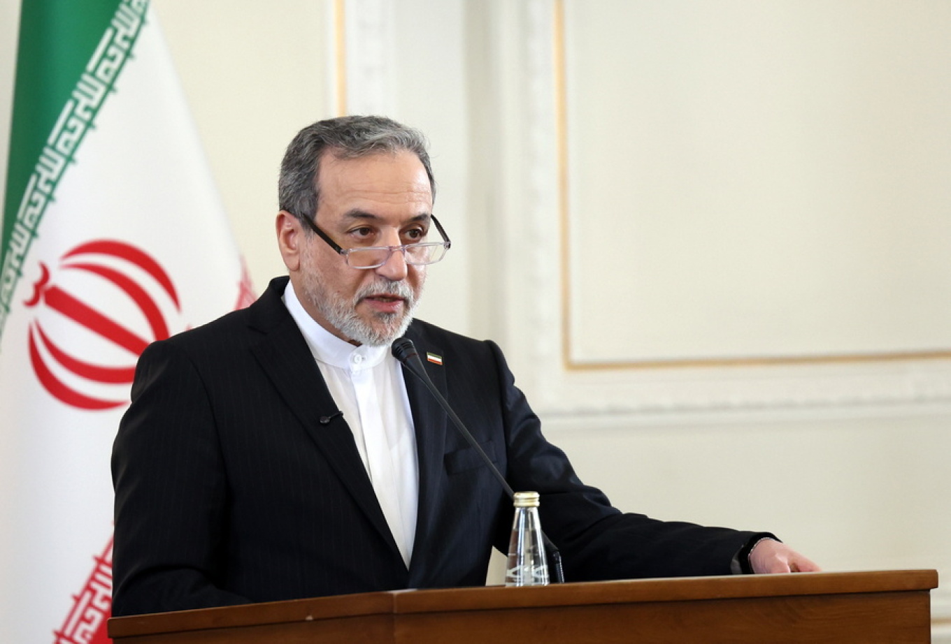 &Tau;&omicron; &Iota;&rho;ά&nu; &theta;&alpha; &chi;&rho;&epsilon;&iota;&alpha;&sigma;&tau;&epsilon;ί &nu;&alpha; &xi;&epsilon;&pi;&epsilon;&rho;ά&sigma;&epsilon;&iota; &tau;&eta; &delta;&upsilon;&sigma;&pi;&iota;&sigma;&tau;ί&alpha; έ&nu;&alpha;&nu;&tau;&iota; &tau;&omega;&nu; &Eta;&Pi;&Alpha; &gamma;&iota;&alpha; &nu;&alpha; &delta;&iota;&epsilon;&xi;&alpha;&chi;&theta;&omicron;ύ&nu; &sigma;&upsilon;&nu;&omicron;&mu;&iota;&lambda;ί&epsilon;&sigmaf; - &Epsilon;&pi;&iota;&mu;έ&nu;&epsilon;&iota; &eta; &Tau;&epsilon;&chi;&epsilon;&rho;ά&nu;&eta;