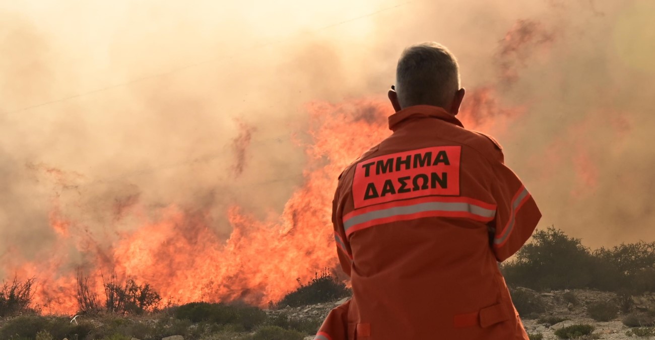 Μαίνεται ακόμη η πυρκαγιά στη Λεμεσό Μαίνεται ακόμη η πυρκαγιά στη Λεμεσό