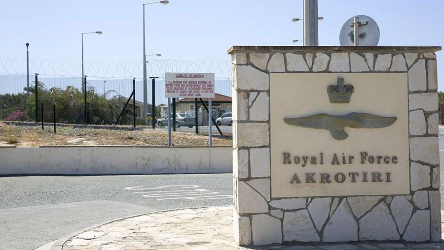 &Alpha;&nu;&eta;&sigma;&upsilon;&chi;ί&alpha; &sigma;&tau;&omicron; &Alpha;&kappa;&rho;&omega;&tau;ή&rho;&iota;: &Mu;&iota;&lambda;&omicron;ύ&nu; &mu;&epsilon; &tau;&omicron;&upsilon;&sigmaf; &kappa;ά&tau;&omicron;&iota;&kappa;&omicron;&upsilon;&sigmaf; &omicron;&iota; &tau;&omicron;&pi;&iota;&kappa;έ&sigmaf; &Alpha;&rho;&chi;έ&sigmaf; &gamma;&iota;&alpha; &nu;&alpha; &phi;&iota;&lambda;&omicron;&xi;&epsilon;&nu;&eta;&theta;&omicron;ύ&nu; &sigma;&epsilon; ά&lambda;&lambda;&alpha; &mu;έ&rho;&eta; &epsilon;ά&nu; &tau;&omicron; &epsilon;&pi;&iota;&theta;&upsilon;&mu;&omicron;ύ&nu;