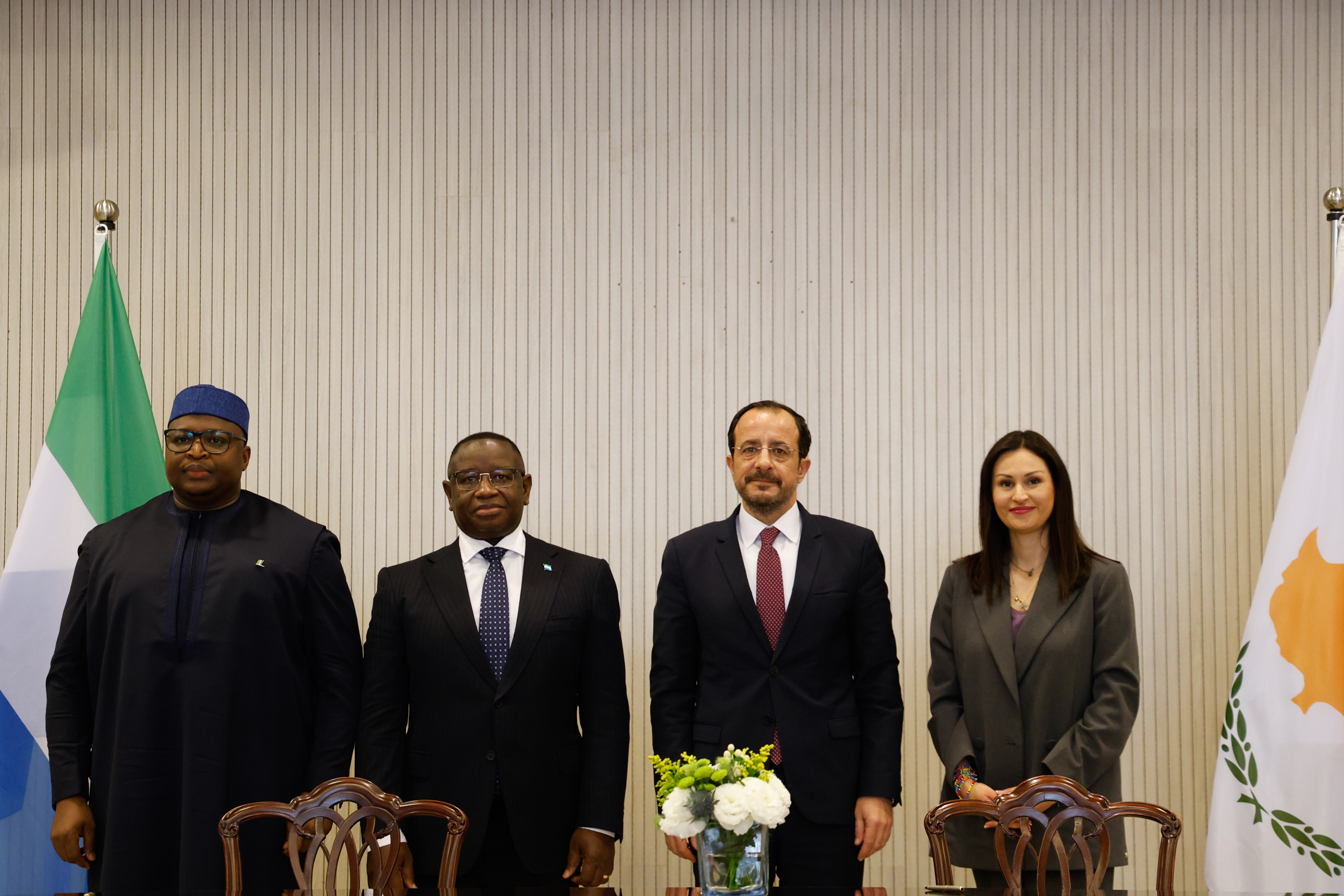 Συναντήθηκε με τον Πρόεδρο της Σιέρρα Λεόνε ο ΠτΔ