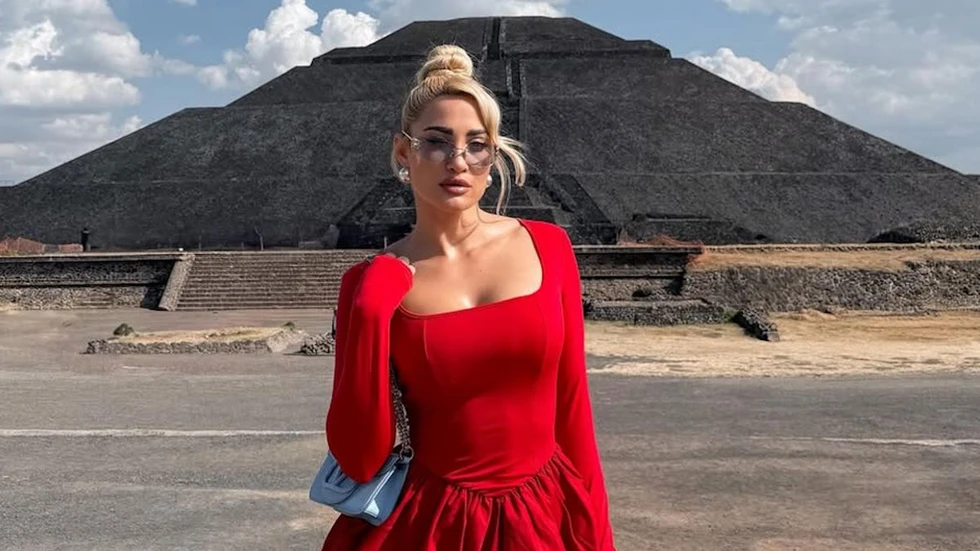 Στιγμές αγωνίας για τον γιο της Πάρη – Στα επείγοντα μετά από υψηλό πυρετό