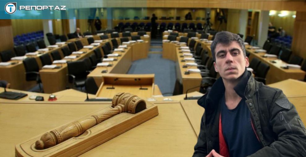 &Sigma;&epsilon;&nu;ά&rho;&iota;&omicron; &kappa;ά&lambda;&pi;&eta;&sigmaf; &tau;&omicron;&nu; &Iota;&omicron;ύ&lambda;&iota;&omicron;: &Tau;&omicron; &laquo;&nu;&tau;ό&mu;&iota;&nu;&omicron;&raquo; &pi;&omicron;&upsilon; &mu;&pi;&omicron;&rho;&epsilon;ί &nu;&alpha; &phi;έ&rho;&epsilon;&iota; &eta; &alpha;&pi;ό&phi;&alpha;&sigma;&eta; &Phi;&epsilon;&iota;&delta;ί&alpha; &alpha;&nu; &epsilon;&kappa;&lambda;&epsilon;&gamma;&epsilon;ί &beta;&omicron;&upsilon;&lambda;&epsilon;&upsilon;&tau;ή&sigmaf; &ndash; &Omicron; &alpha;&gamma;ώ&nu;&alpha;&sigmaf; &delta;&rho;ό&mu;&omicron;&upsilon; &kappa;&alpha;&iota; &tau;&omicron; &kappa;ό&sigma;&tau;&omicron;&sigmaf;