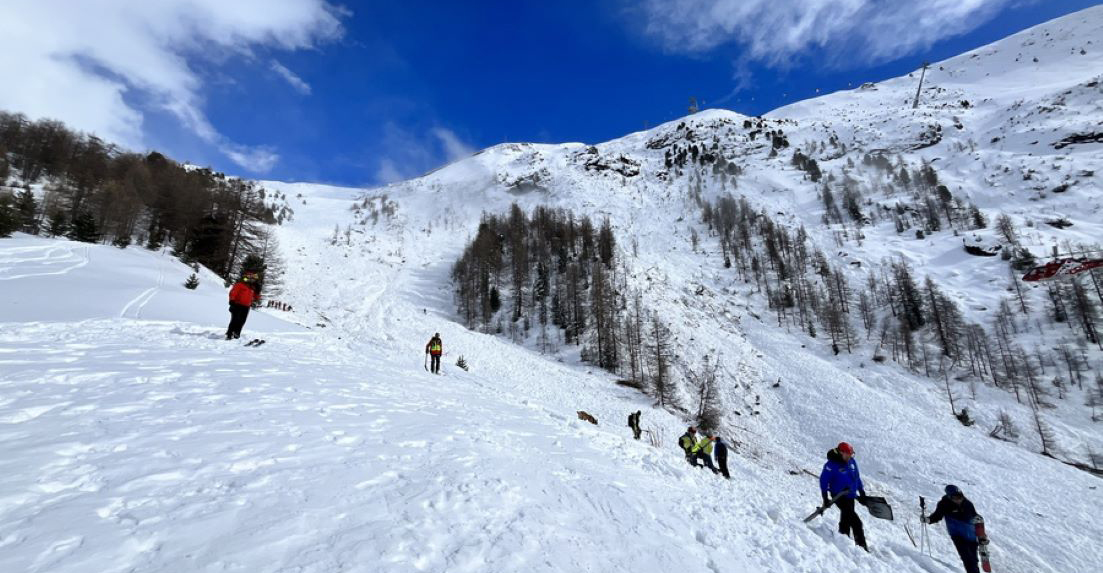&Tau;&rho;&alpha;&gamma;&omega;&delta;ί&alpha; &sigma;&epsilon; &chi;&iota;&omicron;&nu;&omicron;&delta;&rho;&omicron;&mu;&iota;&kappa;ό &kappa;έ&nu;&tau;&rho;&omicron;: 22&chi;&rho;&omicron;&nu;&eta; &sigma;&kappa;&omicron;&tau;ώ&theta;&eta;&kappa;&epsilon; ό&tau;&alpha;&nu; &tau;&omicron; &sigma;&alpha;&kappa;ί&delta;&iota;ό &tau;&eta;&sigmaf; &pi;&iota;ά&sigma;&tau;&eta;&kappa;&epsilon; &sigma;&tau;&omicron;&nu; &alpha;&nu;&alpha;&beta;&alpha;&tau;ή&rho;&alpha;
