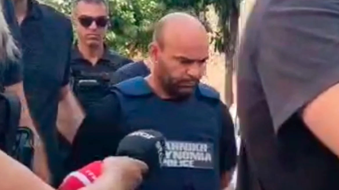 Στον Ανακριτή ο 40χρονος συζυγοκτόνος από τον Βόλο για να απολογηθεί